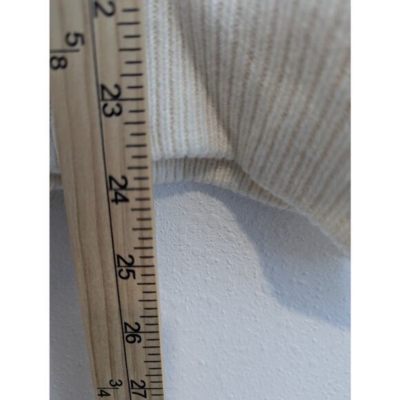 Pink Rose Women's Cream Zip Up Soft fuzzy Jacket Size Medium - Picture 5 of 6